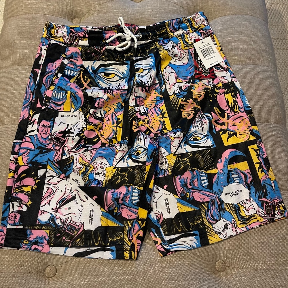 NWT Men’s graphic shorts size medium.